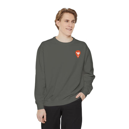 Wind & Sailing Crewneck Sweatshirt in Pepper, male model, front