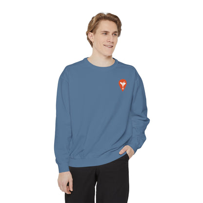 Wind & Sailing Crewneck Sweatshirt in Blue Jean, male model, front